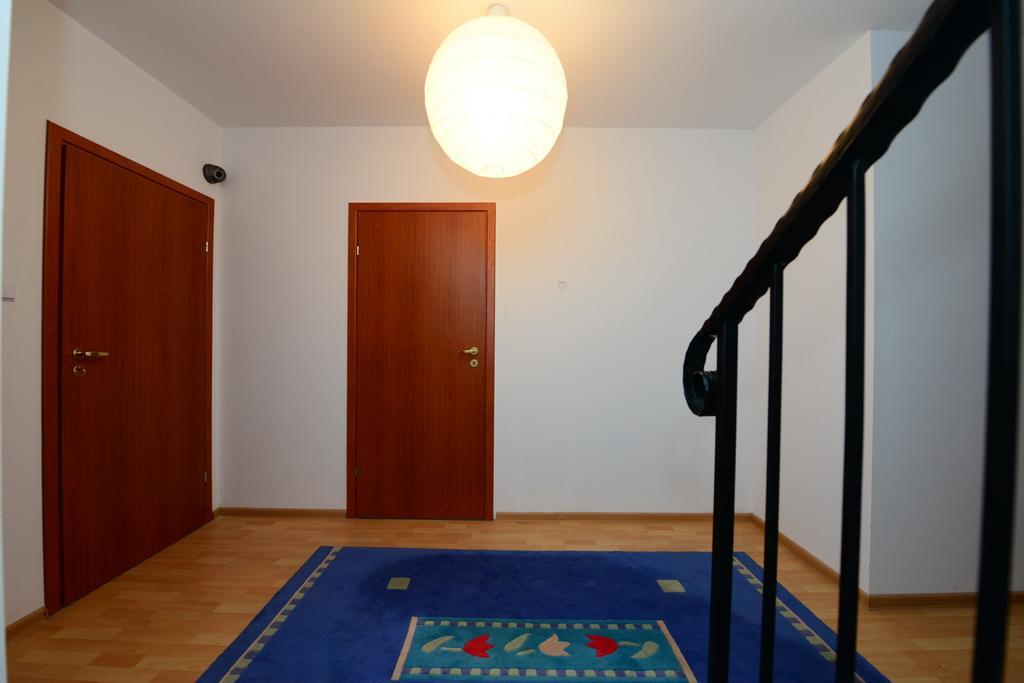 B&B Airport Modlin Nowy Dwór Mazowiecki Szoba fotó