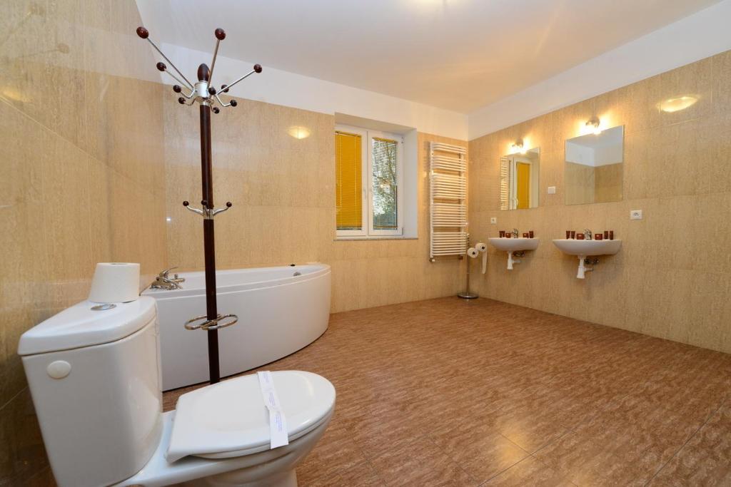 B&B Airport Modlin Nowy Dwór Mazowiecki Kültér fotó